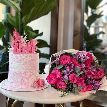 Lace Love Cake 1