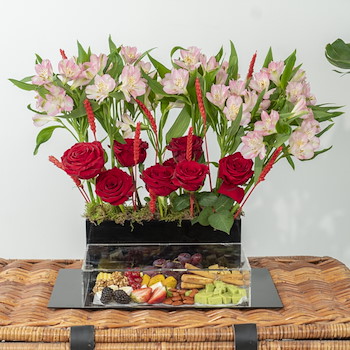 Platter With Roses