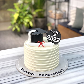 Graduation Cakes 2022