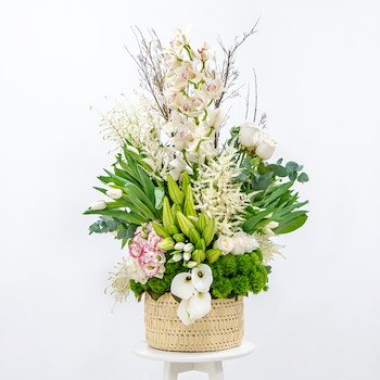 Clarisa Flower Arrangement