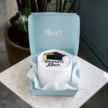  Graduation Lunhbox Cake