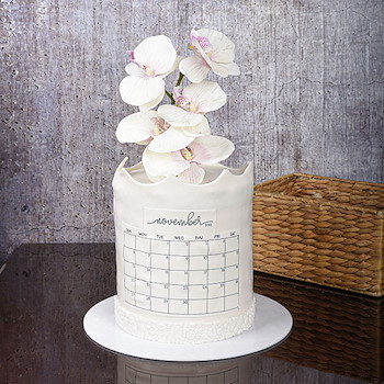 Calendar Cake With Flower