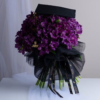 Graduate Hand Bouquet Purple