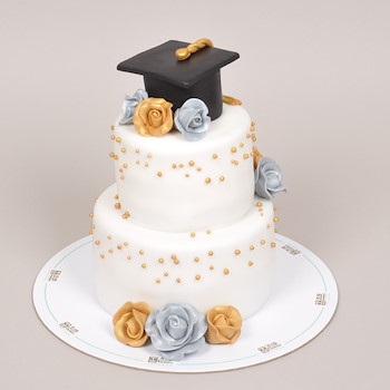 Graduation Cake 6