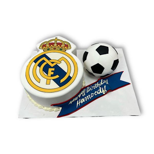 A cake for a hardcore football fan who loves Real Madrid – Creme Castle