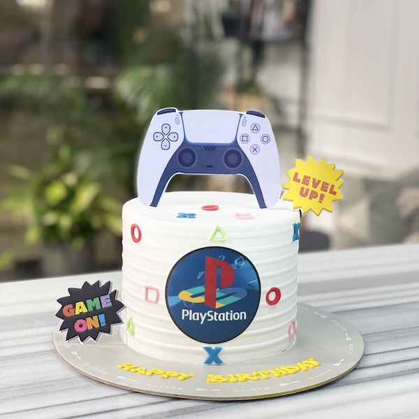 Playstation Cake | Bailey's The Bakers