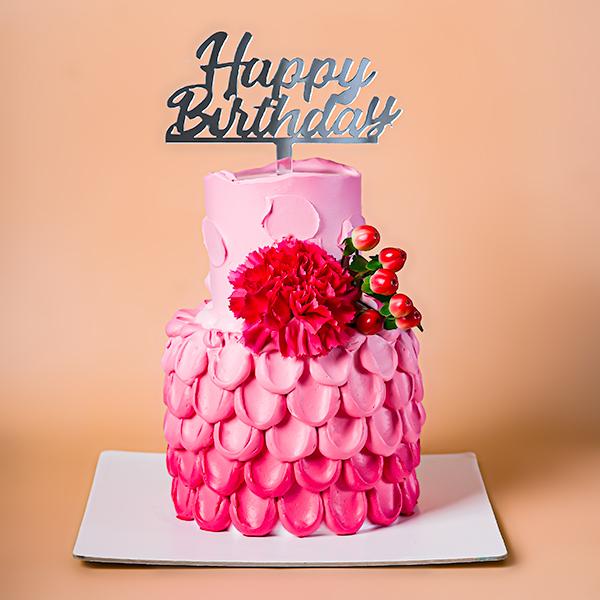 Happy birthday pinky cake images Stock Photos - Page 1 : Masterfile