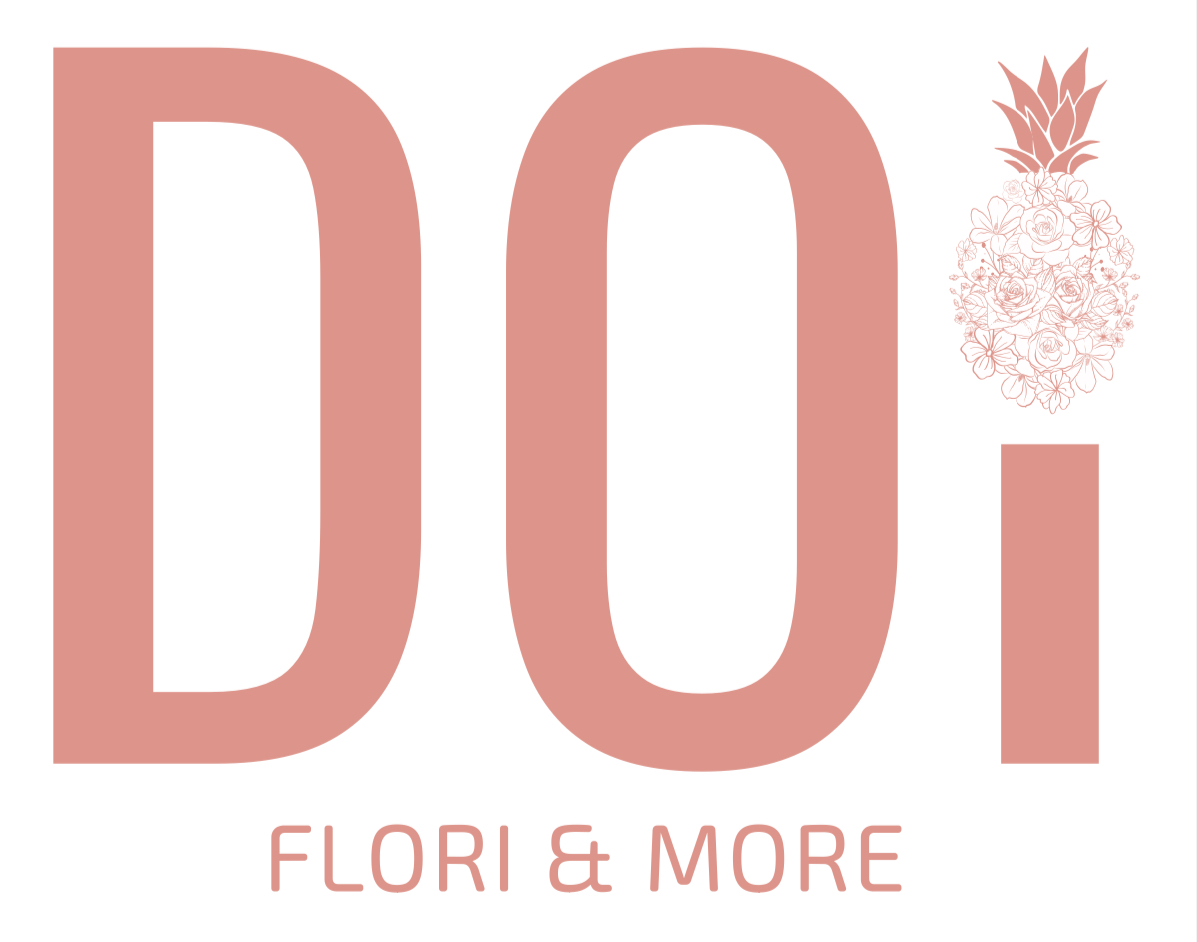 Doi Flori and More
